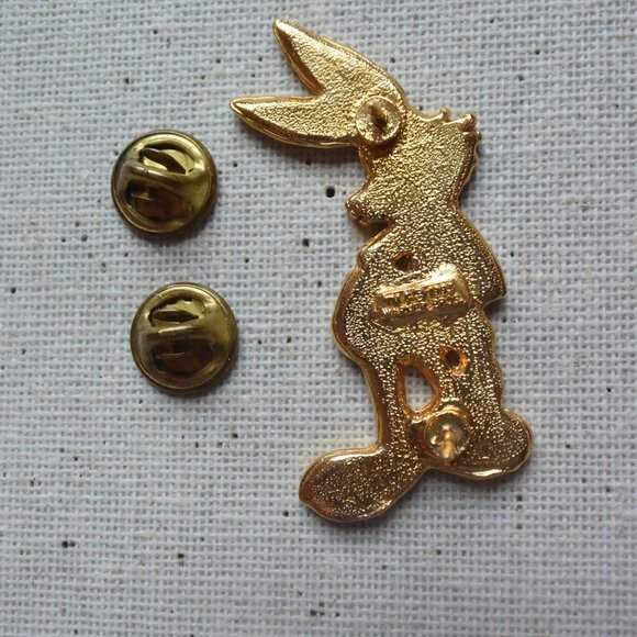 Vintage Bugs Bunny Enamel Pin Brooch - Picture 3 of 6